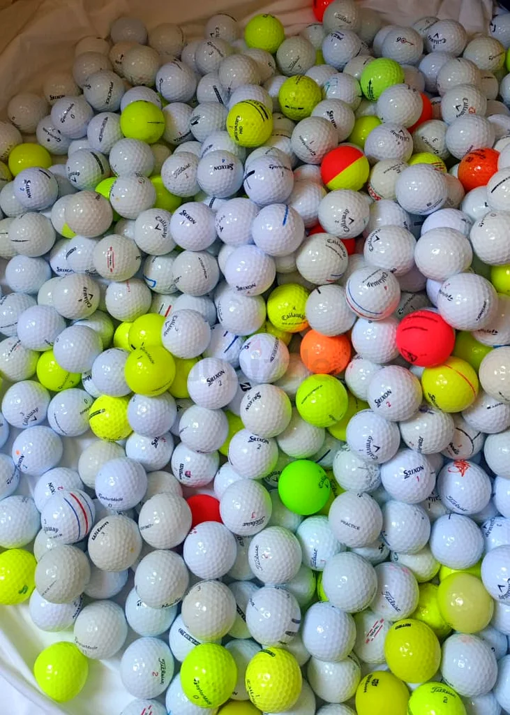 Vibrant Assorted Golf Balls – Perfect for Your Next Round!63198628746881113