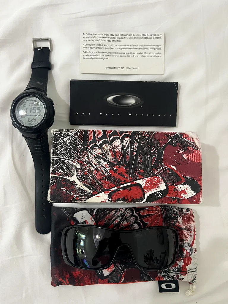 Limited edition oakley antix devils brigade sunglasses63239075201537112