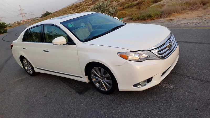 TOYOTA AVALON 2011 GCC SPACE LIMITED WITH SUNROOF LEATHER SITES CROSS CONTROL VERY CLEAN CAR63147207509763112