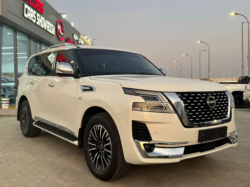 Nissan Patrol Platinum V863142586333441111