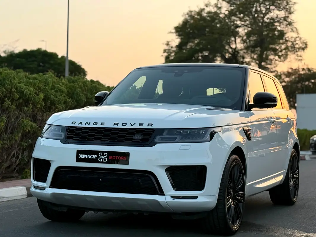 Land Rover Range Rover Sport 2018 — photo 1 of 16