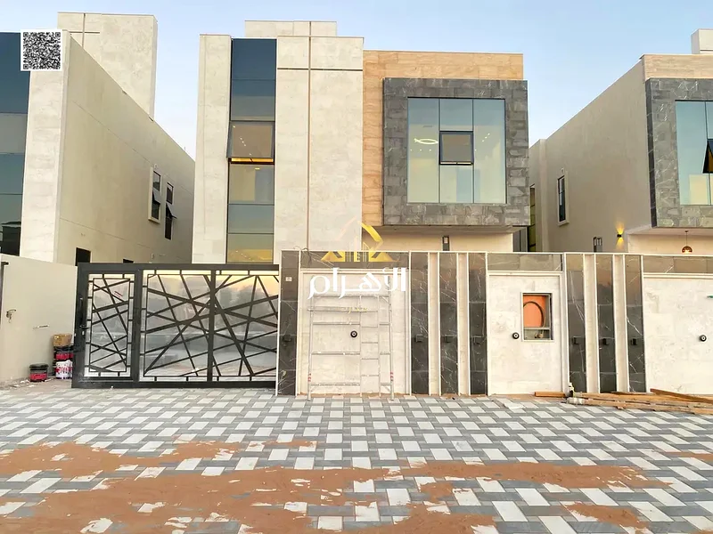 For sale, a villa with personal finishing, at a price including registration fees and negotiable, with a 25-year warranty on the insulation and withou63901369950211110
