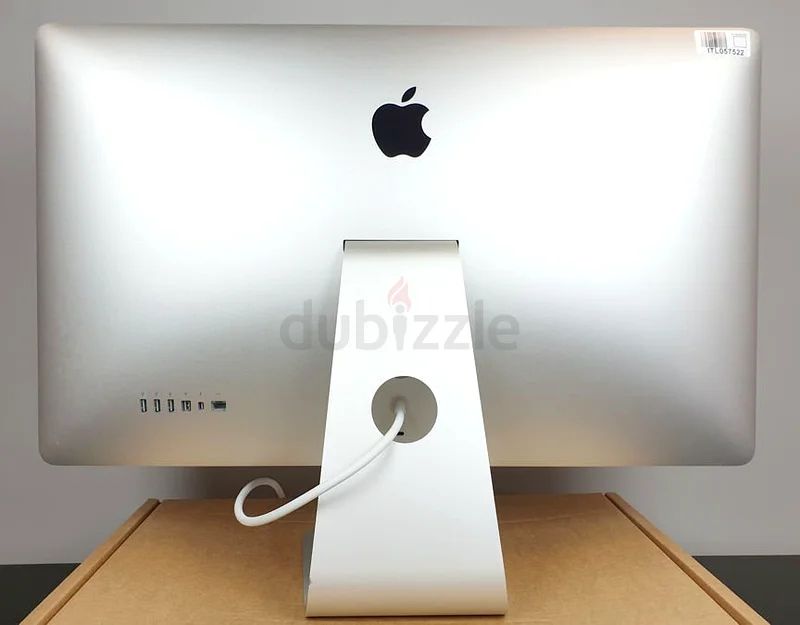 Apple Thunderbolt Display (27-inch
Monitor)Compatible latest Macbook/Air/ Mini (USB-C)to Thunderbolt63167113315843112