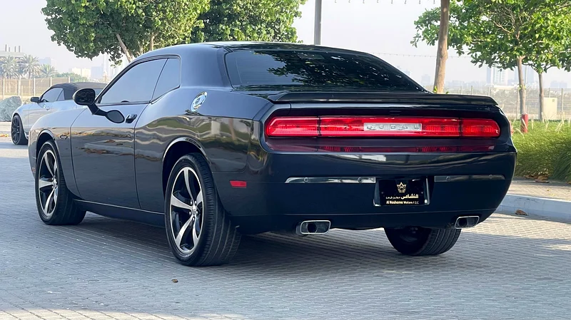 Dodge Challenger HEMI 5.7 GCC specifications63224787919874113