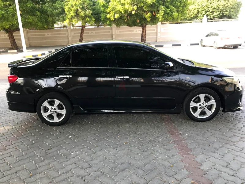 2013 تويوتا كورولا سبورت 1.8 مواصفات خليجية، حالتها جيدة63149120669315113