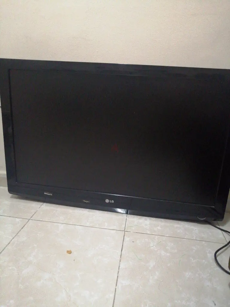 LG Flat Panel Television for Sale - Affordable Entertainment!