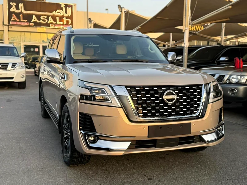 Nissan Patrol Al Masaood Platinum, 400 engine63139706525698112