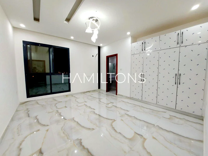 موقع استراتيجي | فيلا فاخرة حديثة | إعادة بيع63191569105538114