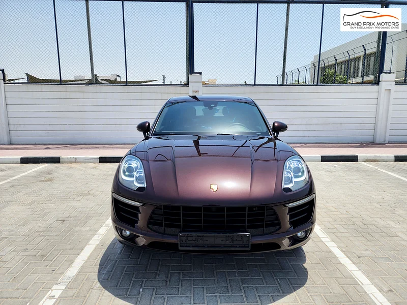 Porsche Macan V4 2.0 Turbo 2017 Model GCC Specs With Full Service History In Perfect Condition63169917247875111