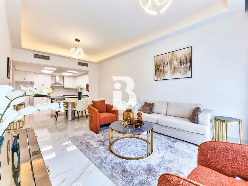 2 bedrooms | Near Metro | Upgrade Available63936255295746111