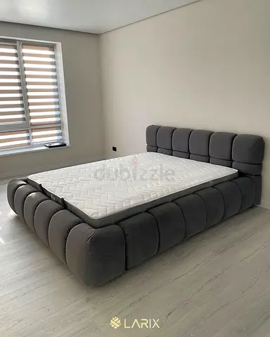 Stylish Queen-Size Velvet luxury Bed