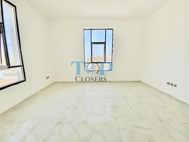 جديد بالكامل | تصميم جذاب | فيلا فاخرة كلاسيكية63256053548673113