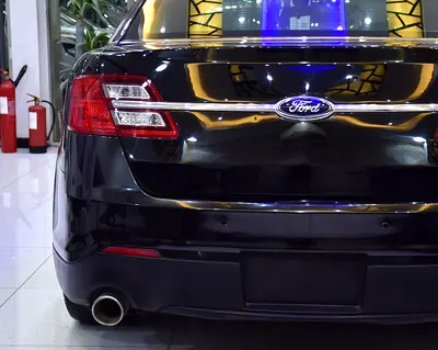 2015 FORD TAURUS 照片 8