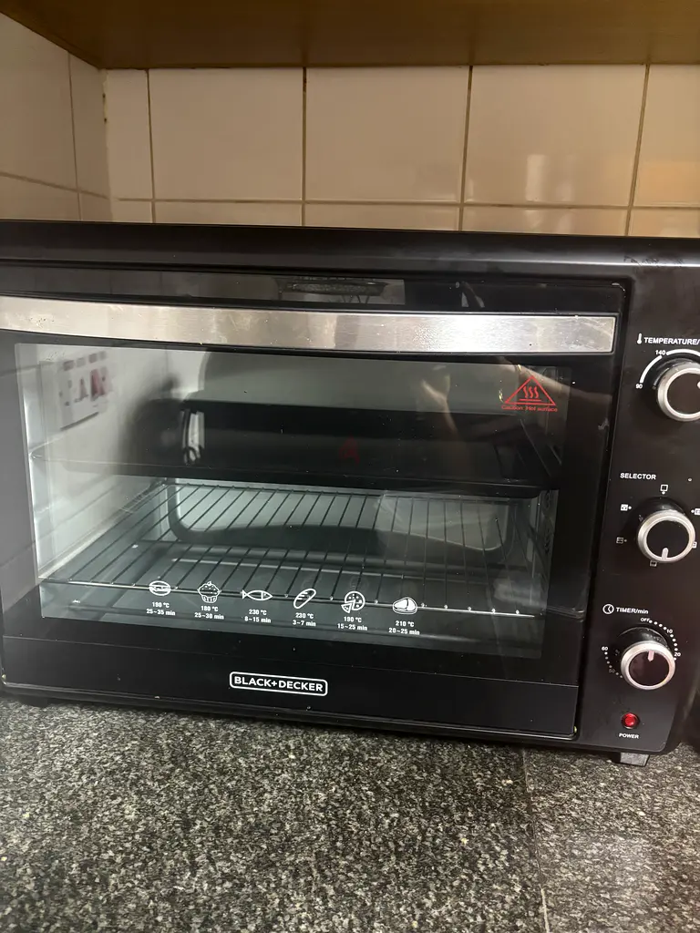 70 lit BLACK  decker OTG
