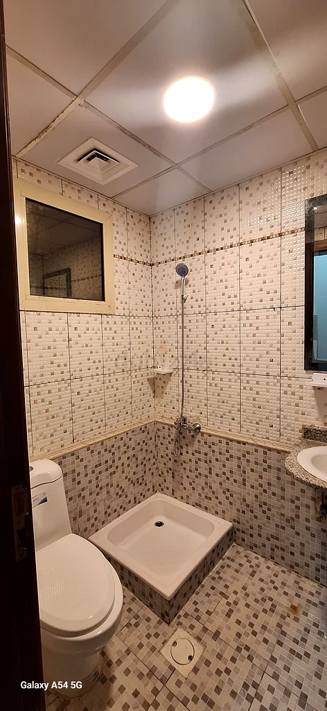 مساحة سرير بالقرب من مكتب بريد حور العنز63623901037315113