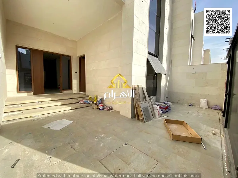 فيلا بتصميم عصري وجودة عالية للبيع بسعر ممتاز63251867962755111