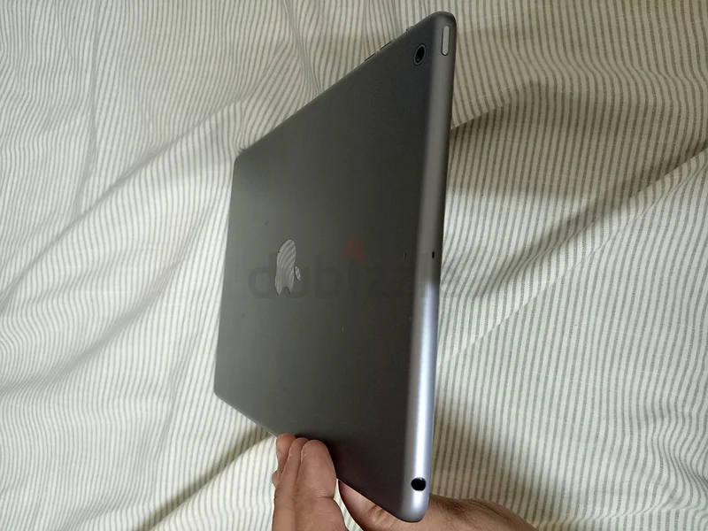 Apple iPad Air one 16 GB excellent condition63215378131715111