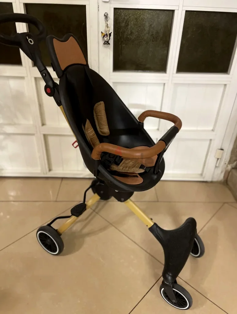 عربة أطفال خفيفة الوزن63194604247938112