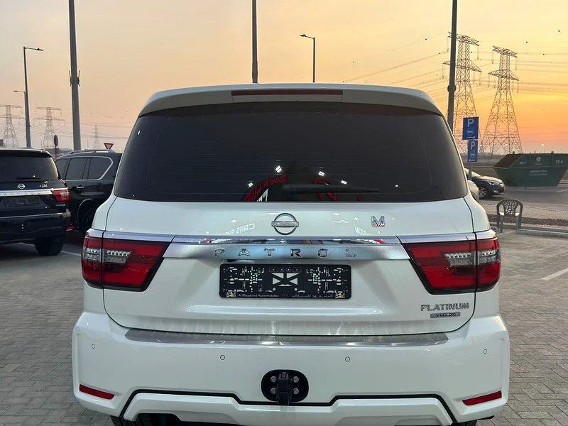 Nissan Patrol Platinum V863142586333441114