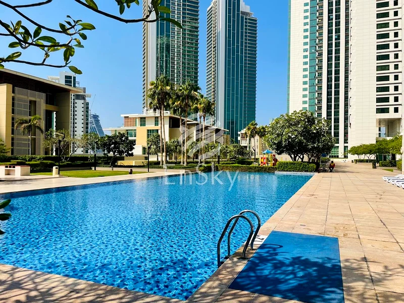 Luxurious Premium Triplex Penthouse| Private Pool63308842955266111