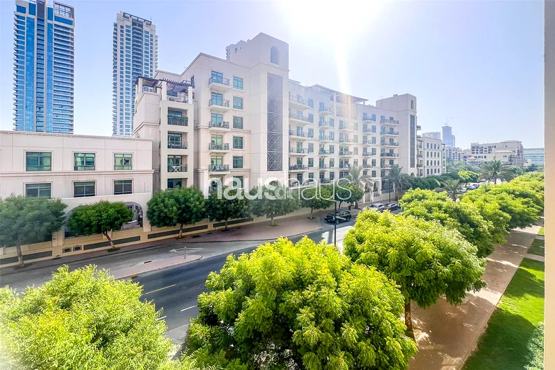 Modern  | Partially Upgraded | Prime Location629376193045781112