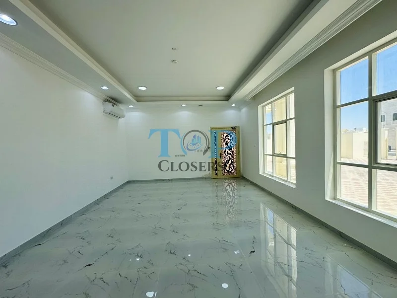 مدخل منفصل | خزائن مدمجة | فناء كبير63306617630337113