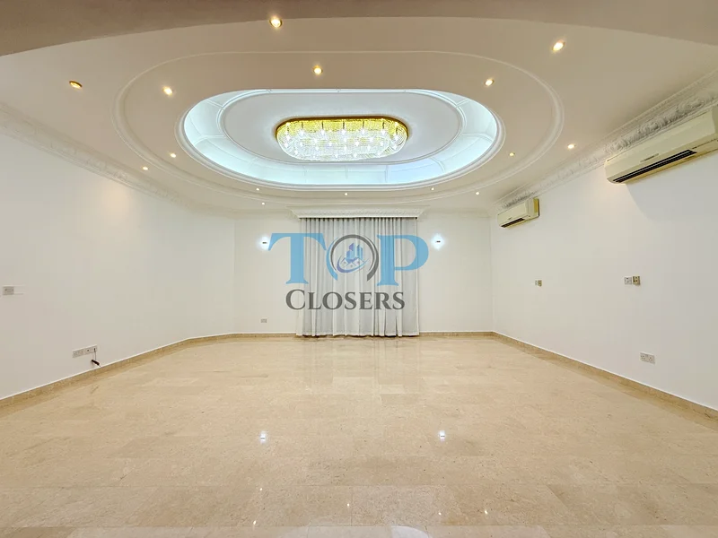 Spacious 8-Bedroom Villa|Driver Room|Well-Maintained63151848049410112