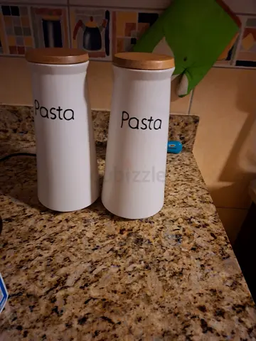 Pasta , rice containers