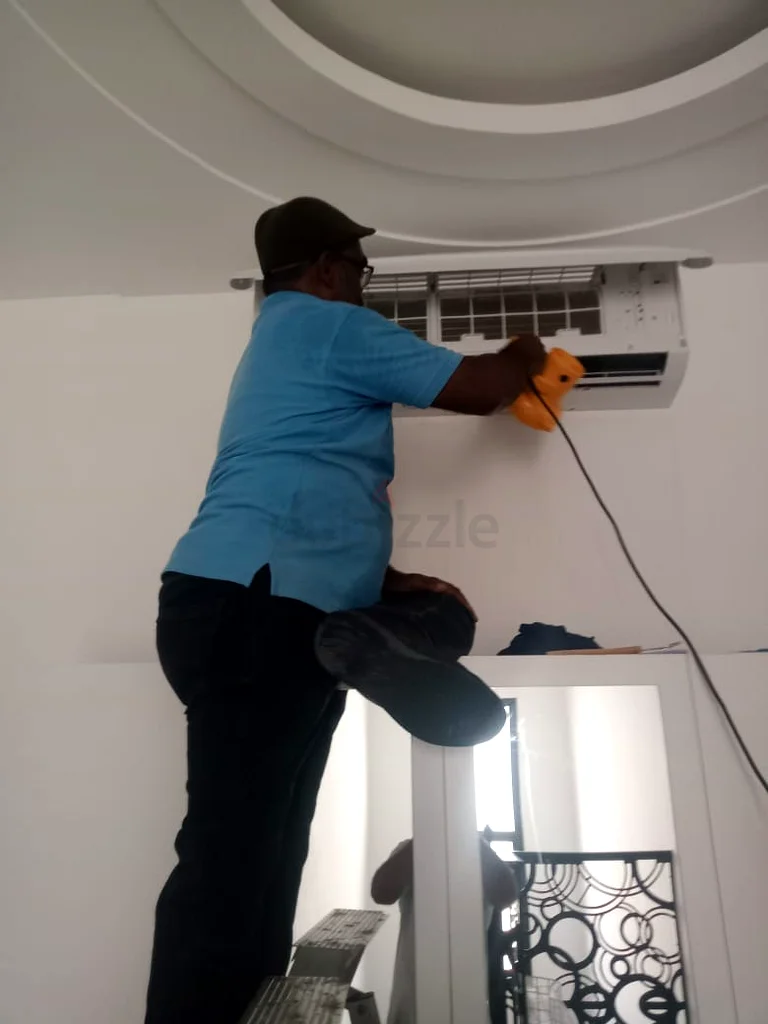 خدمات تكييف الهواء وغسالات الملابس وإصلاح الثلاجات في منزلك بدبي63185248056322111