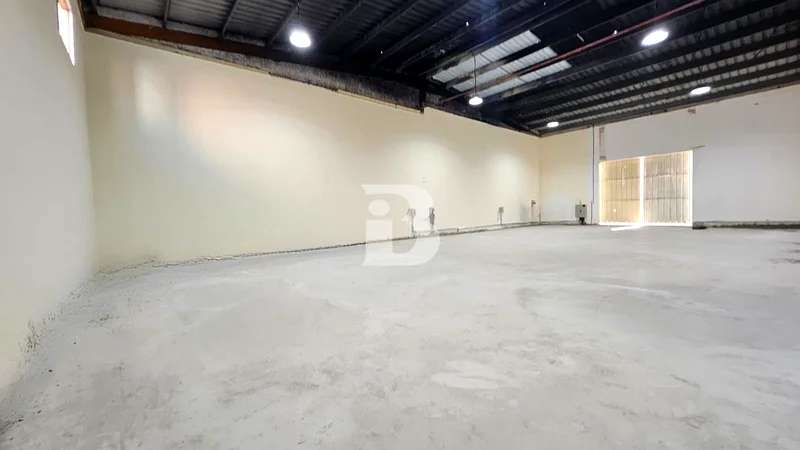 250 SQM Warehouse in Mussafah M40 for Business Use63165232148738113