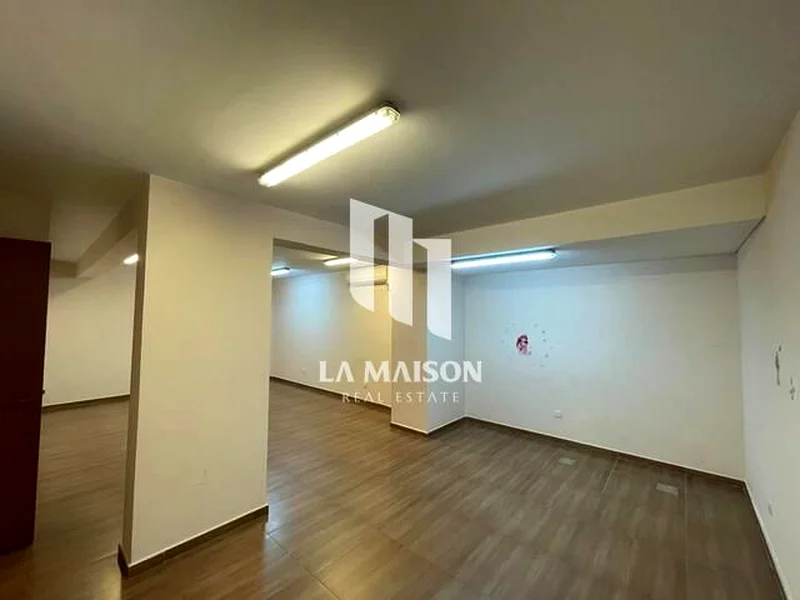 شقة واسعة من 3 غرف نوم + خادمة | عرض ساخن | معيشة مريحة63172202436739113