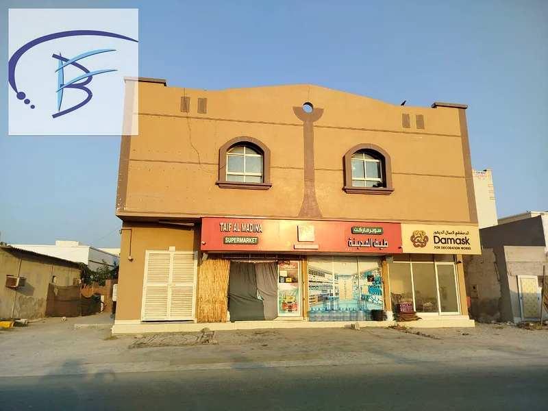 مبنى تجاري سكني للبيع63255512528258112