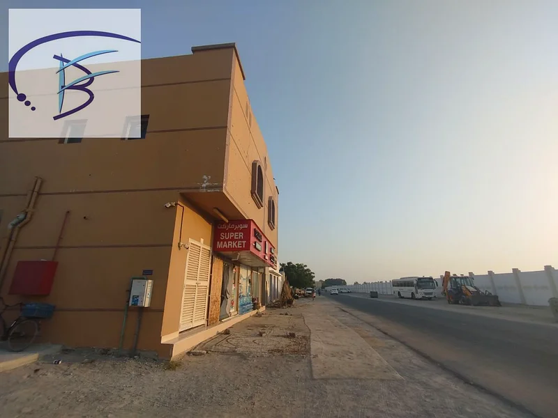 مبنى تجاري سكني للبيع63255512528258111
