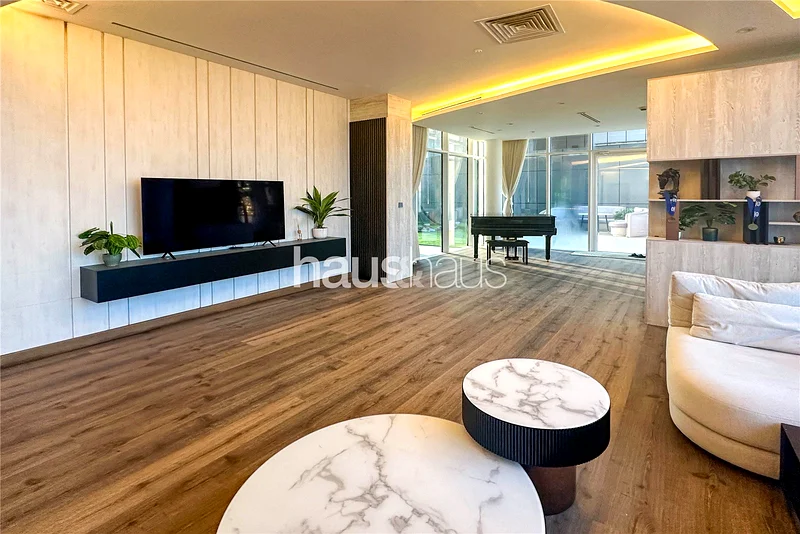 Penthouse | Dual View | Negotiable on Price63175714538370112