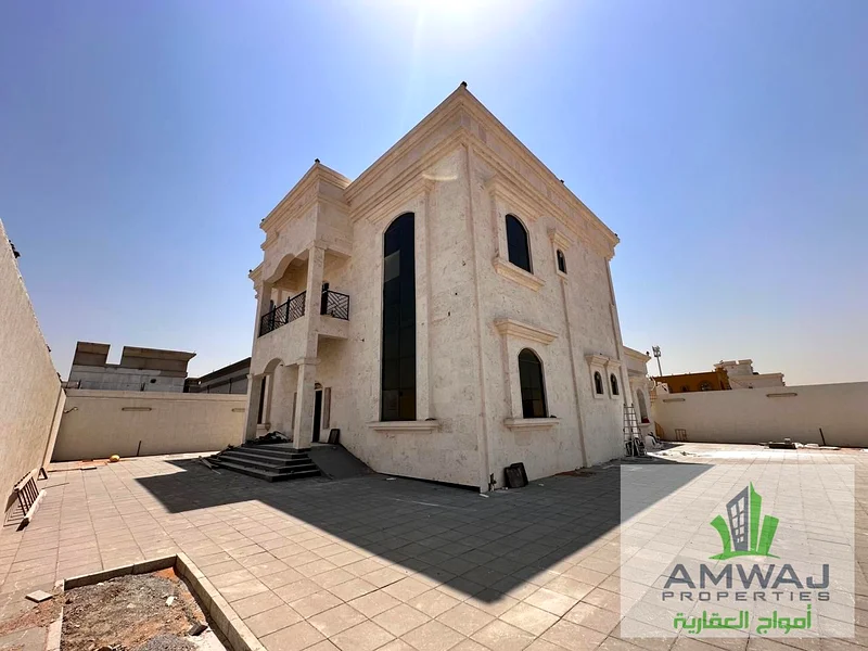 6 غرف نوم رئيسية | مع غرفة خادمة63813742550531110