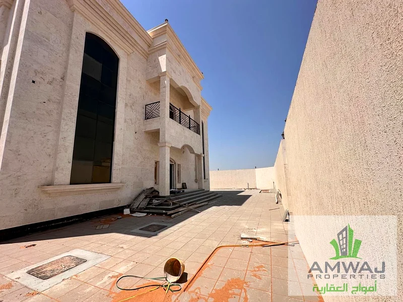 6 غرف نوم رئيسية | مع غرفة خادمة63813742550531114