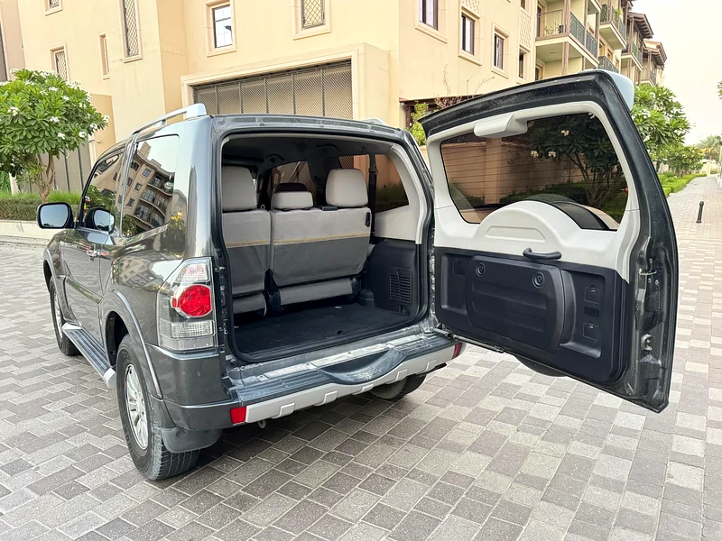 GULF SPECS 2011 MITSUBISHI PAJERO 2 DOOR 3.5LITRE V6 GLS63153228383489113