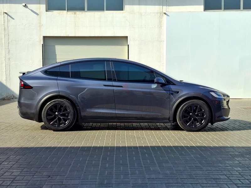 AED 4299/month | 2023 Tesla Model X Standard | GCC Specs | Ref#33523963134989345409113