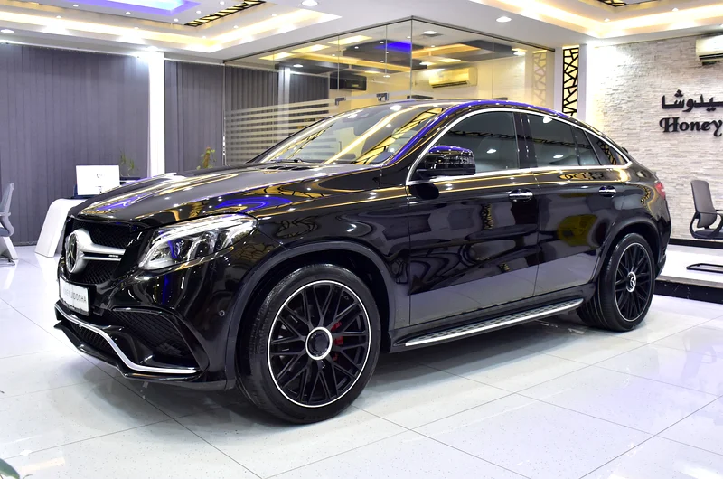 AED 2,134 EMi at 0% DP | Mercedes Benz GLE 350d AMG (2018 Model) in Black Color European Specs63163856619906111