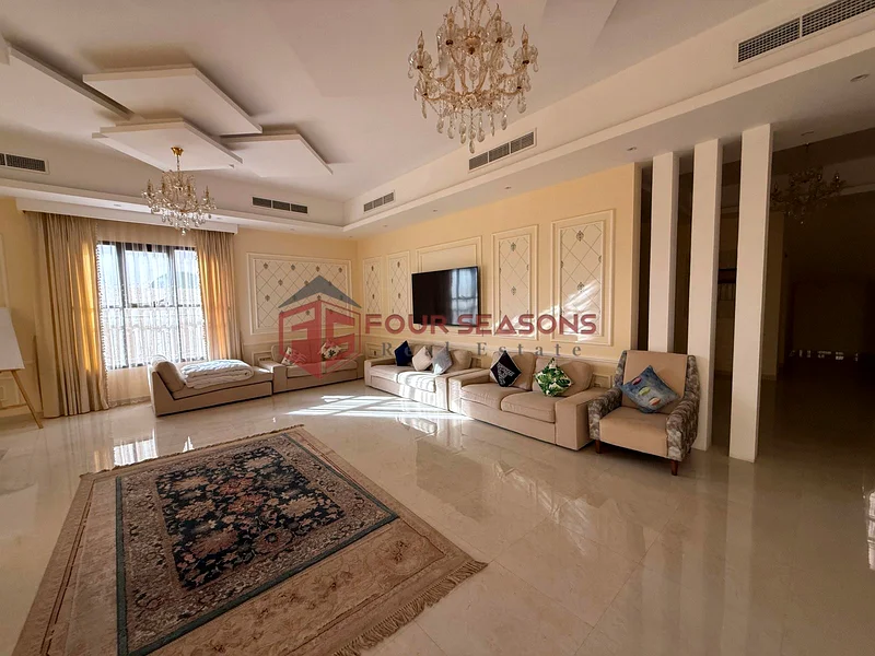 فيلا حديثة مكونة من 5 غرف نوم | مؤثثة بالكامل | غرفة خادمة + جناح ضيوف خاص63813537928067112