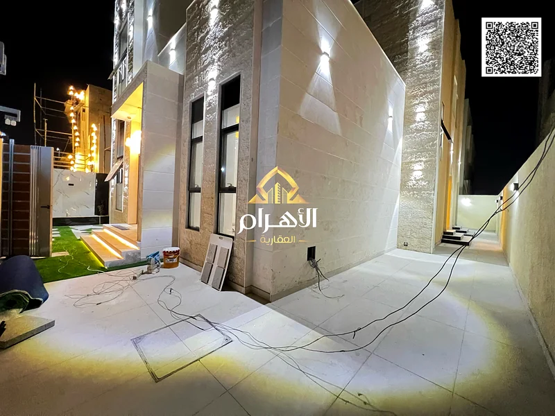 فيلا حديثة للبيع، بسعر يشمل رسوم التسجيل، قابل للتفاوض، مع ضمان عزل لمدة 25 سنة، وبدون دفعة مقدمة.63900609152003112