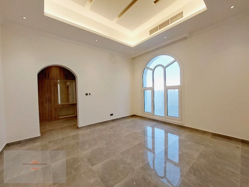 فيلا واسعة مكونة من 5 غرف نوم للإيجار في الخوانيج 262937619176963113