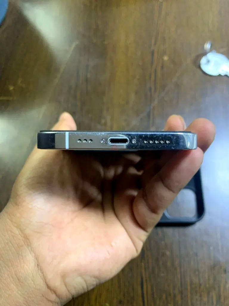 iPhone 12 Pro63213425391363111
