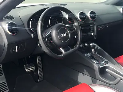 صورة مصغرة 9 لـ 2015 AUDI TT