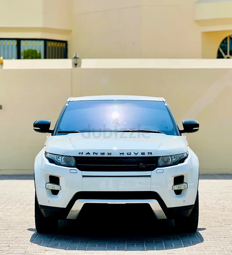 Luxurious car63159712106242113