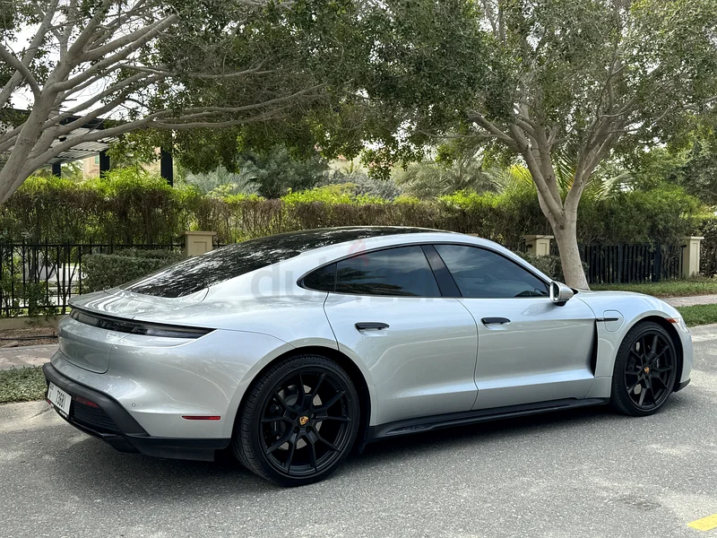 Porsche Taycan GTS. DIRECT FROM OWNER63150479039105114