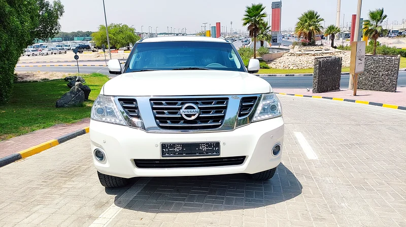 NISSAN PATROL 2014 GCC SPACE MODIFY LE PLATINUM SINGLE OWNER FULL OPTION PLATINUM VERY CLEAN CAR62930626361347116