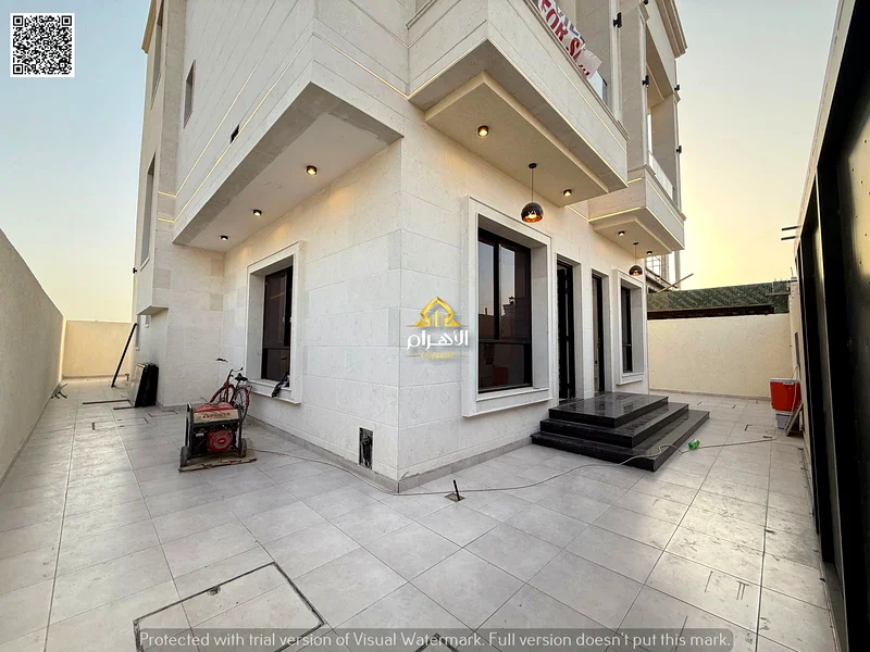 The golden opportunity to own a distinctive villa in Al Helio 2, one of the most residential areas, at a price including registration fees.63902007921666110