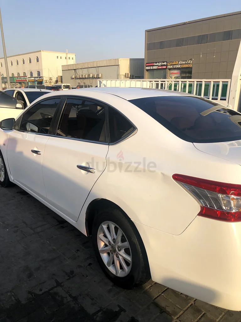 Nissan Sentra 2015 GCC, very clean | Nissan Sentra 2015, white, in pristine condition63148165777793112