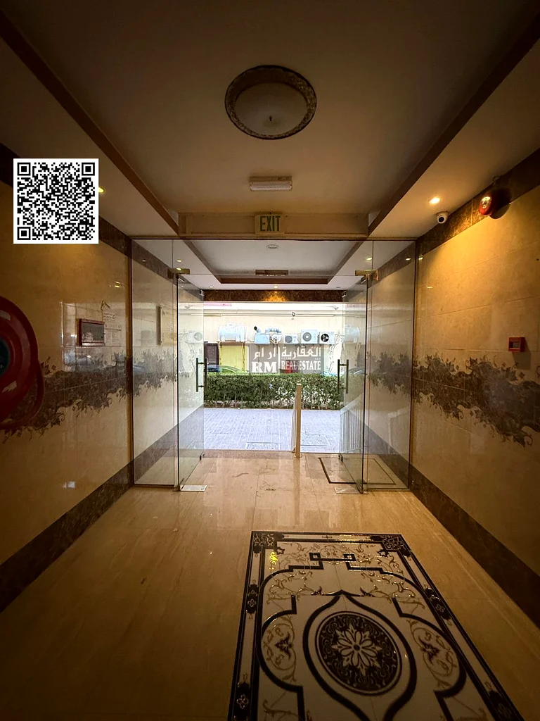 مبنى سكني تجاري في الزاوية للبيع63194581475841114